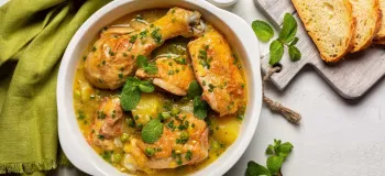 خورش مرغ با ذرت با این دستور تهیه خیلی خوشمزه‌ می‌ شه!