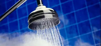 آیا بخار آب حمام روزه را باطل می کند ؟