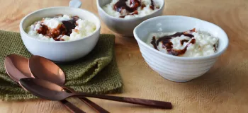 طرز تهیه فرنی شیره انگور/ یکی از دسرهای سنتی و مغذی ایرانی