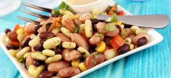 طرز تهیه سالاد لوبیا چیتی با ذرت، یک غذای سالم و خوشمزه