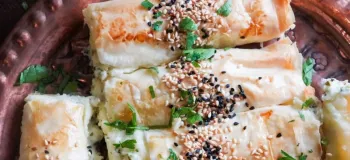 طرز تهیه بورک پنیر جعفری ترکی در فر