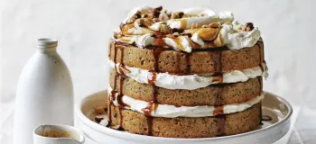 طرز تهیه کیک قهوه و فندق، دسری خوشمزه و جذاب