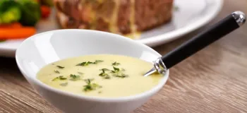 طرز تهیه سس مورنی با روشی ساده و متفاوت