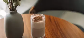 طرز تهیه میلک شیک حرفه ای با دستور پایه برای همه طعم ها