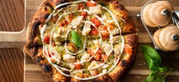 طرز تهیه ی پیتزای مرغ مخصوص خوشمزه و خانگی