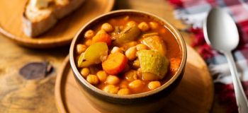 طرز تهیه آبگوشت گیاهی خوشمزه و مقوی بدون گوشت
