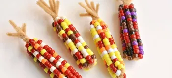 آموزش ساخت کاردستی ذرت با مهره های رنگی