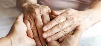 گلچین متن تبریک روز سالمند به عربی همراه با معنی فارسی