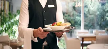 روز جهانی گارسون چه روزی است ؟