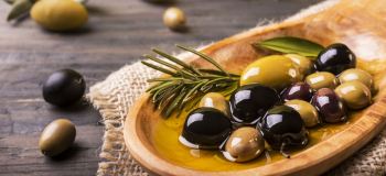 اطلاعات مفید درمورد زیتون و کالری آن