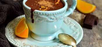 طرز تهیه هات چاکلت شوکوپرتقالی؛ راز طعم بی نظیر شکلات و پرتقال در خانه