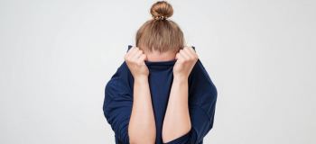 احساس شرم چیست و چگونه می توان با آن مقابله کرد ؟