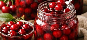 طرز تهیه کمپوت گیلاس خانگی خوشمزه با ماندگاری بالا + نکات مهم