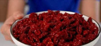 طرز تهیه گوجه خشک در خانه؛ آموزش خشک کردن گوجه گیلاسی در آفتاب، فر و هواپز