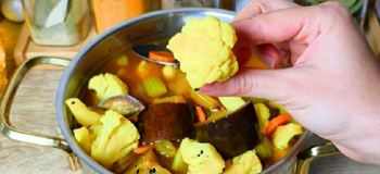 طرز تهیه ترشی مخلوط فوری؛ ترشی ترد و خوشمزه در ۲۴ ساعت بعد آماده است