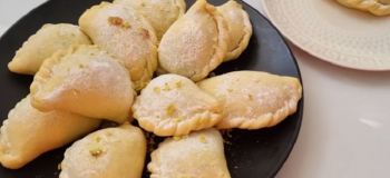 طرز تهیه قطاب خرمایی بدون شکر و بدون سرخ کردن؛ نرم، لطیف و خوشمزه