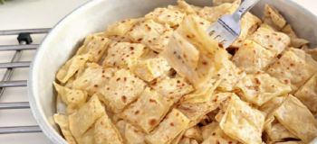 طرز تهیه نان مغزدار ترکی با پنیر و پیاز؛ ترد، نرم و خوشمزه