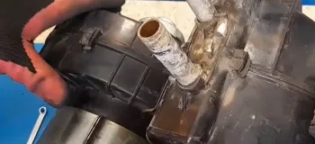 مراحل تعویض رادیاتور بخاری پراید / چگونه رادیاتور بخاری خودرو پراید را تعویض کنیم