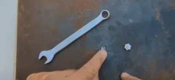 پیچ بریده شده را چگونه باز کنیم / باز کردن پیچ شکسته شده به سادگی