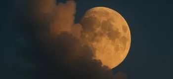 معنی ضرب المثل ماه پشت ابر نمی ماند + عکس و انشا