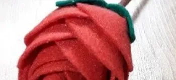 آموزش ساخت گل رز نمدی در خانه!
