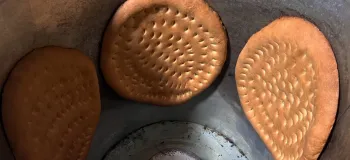 تیکی تندوری یک نوع نان برای نذری پخش کردن!