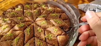 آسونترین باقلوایی که همه میتونند درست کنند، بدون همزن!
