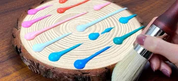 آموزش نقاشی اکریلیک: دختر با بادبادک در جنگل رنگارنگ