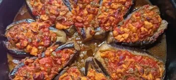 با یک گوشت سینه مرغ و دو تا بادمجان عروسی به پا کن / برای چهار نفر یک دل سیر ضیافتی به پاکن