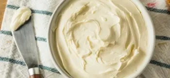 طرز تهیه پنیر خامه ای خانگی / بهت یاد میدم بهترین پنیر خامه ای رو درست کنی