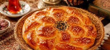نان شیرمال با کره مارگارین؛ راز پخت شیرمال بازاری نرم، خوش رنگ و پنبه ای در خانه