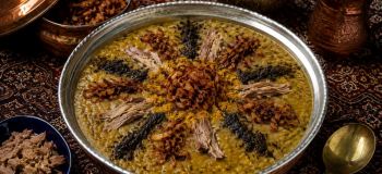شله مشهدی اصیل؛ غذای نذری خوش عطر و لعاب با دستور پخت مرحله به مرحله
