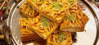 شیرینی ملکه بادام؛ شیرینی مجلسی و خوش عطر برای هر جشن