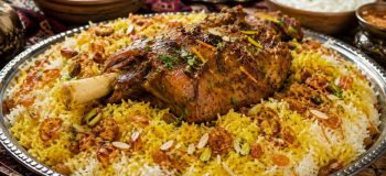 مندی یمنی؛ چلوگوشت معروف یمنی با برنج معطر و گوشت فوق العاده نرم