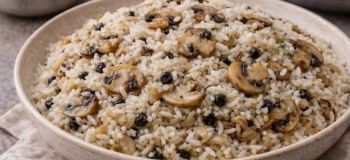 طرز تهیه قارچ پلو با انواع گوشت؛ خوش عطر، مجلسی و ساده در خانه