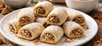 طرز تهیه شیرینی میان پر گیلانی؛ شیرینی سنتی و خوشمزه شمالی با عطر هل و دارچین