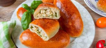 طرز تهیه پیراشکی مرغ حرفه ای با خمیر جادویی؛ نرم، پف دار و خوشمزه مثل بیرون!