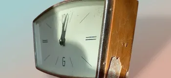 بازسازی ساعت رومیزی مایاک ۱۹۶۵ و احیای آن!