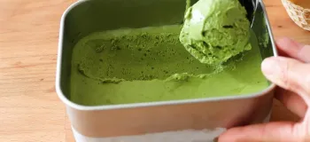 دوستم این روش درست کردن بستنی را به من گفت! (فوق العاده آسان)