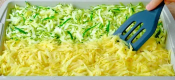 ۳ سیب زمینی و ۱ کدو سبز رنده کنید / من هر ماه این کار را انجام می دهم!