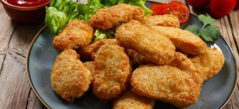ناگت مرغ خانگی بدون روغن زیاد؛ ترد، خوشمزه و سالم تر از فست فود!