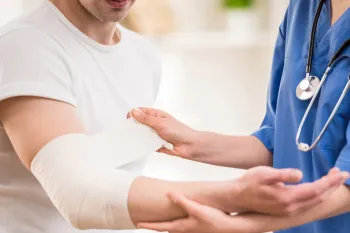ارتوپد فنی چیست و چگونه به بیماران کمک می‌ کند؟