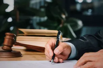تفاوت اصلی بین اظهارنامه و دادخواست چیست؟
