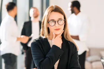 واگویه چیست و چه تاثیری بر سلامت روان و رشد شخصی دارد ؟