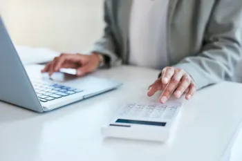 ممیز مالیاتی کیست؟ نقش و وظایف آن