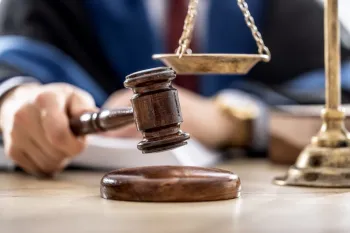 ضرب و جرح بدهکار چه مجازات و حکمی دارد ؟