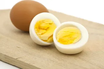 تخم مرغ دو زرده ! چرا تخم مرغ دو زرده می شود ؟