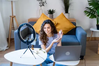 با مسئولیت حقوقی و کیفری بلاگرها در تبلیغات آشنا شوید