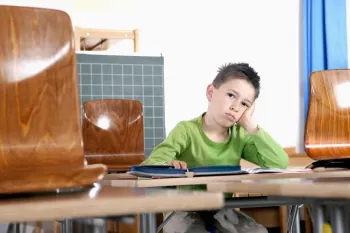 راهکار طلایی برای مواجهه با تنبیه فرزند در مدرسه