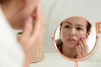 عوامل مخرب سلامت پوست و راه های مقابله با آن